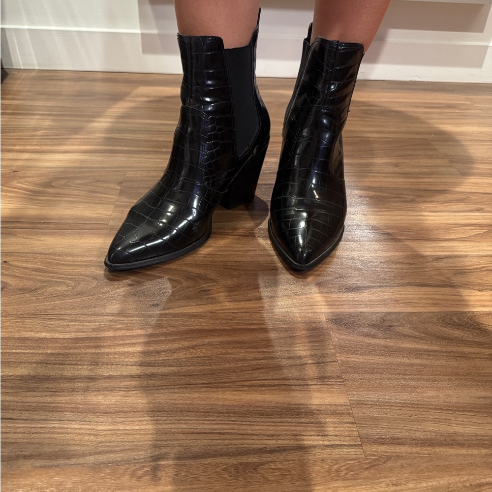 Steve Madden Glossy Black Ankle Booties